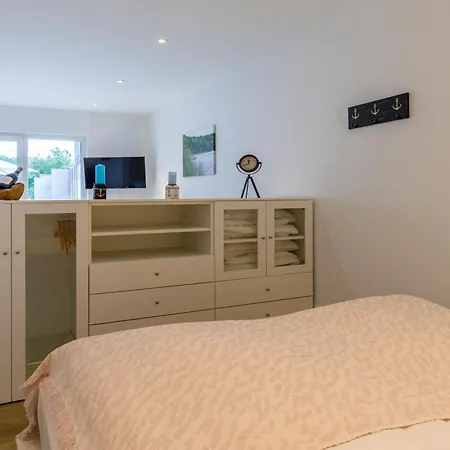 Apartment Nordlicht - Modernes, Haustierfreundliches Fuer 4 Personen *