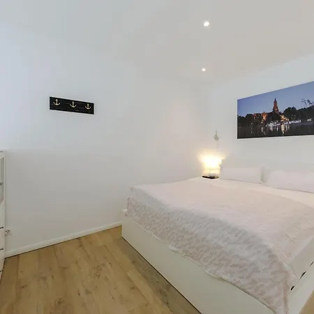 Nordlicht - Modernes Auf Seegrundstueck מאלצ'ו